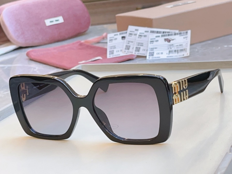 MIU MIU